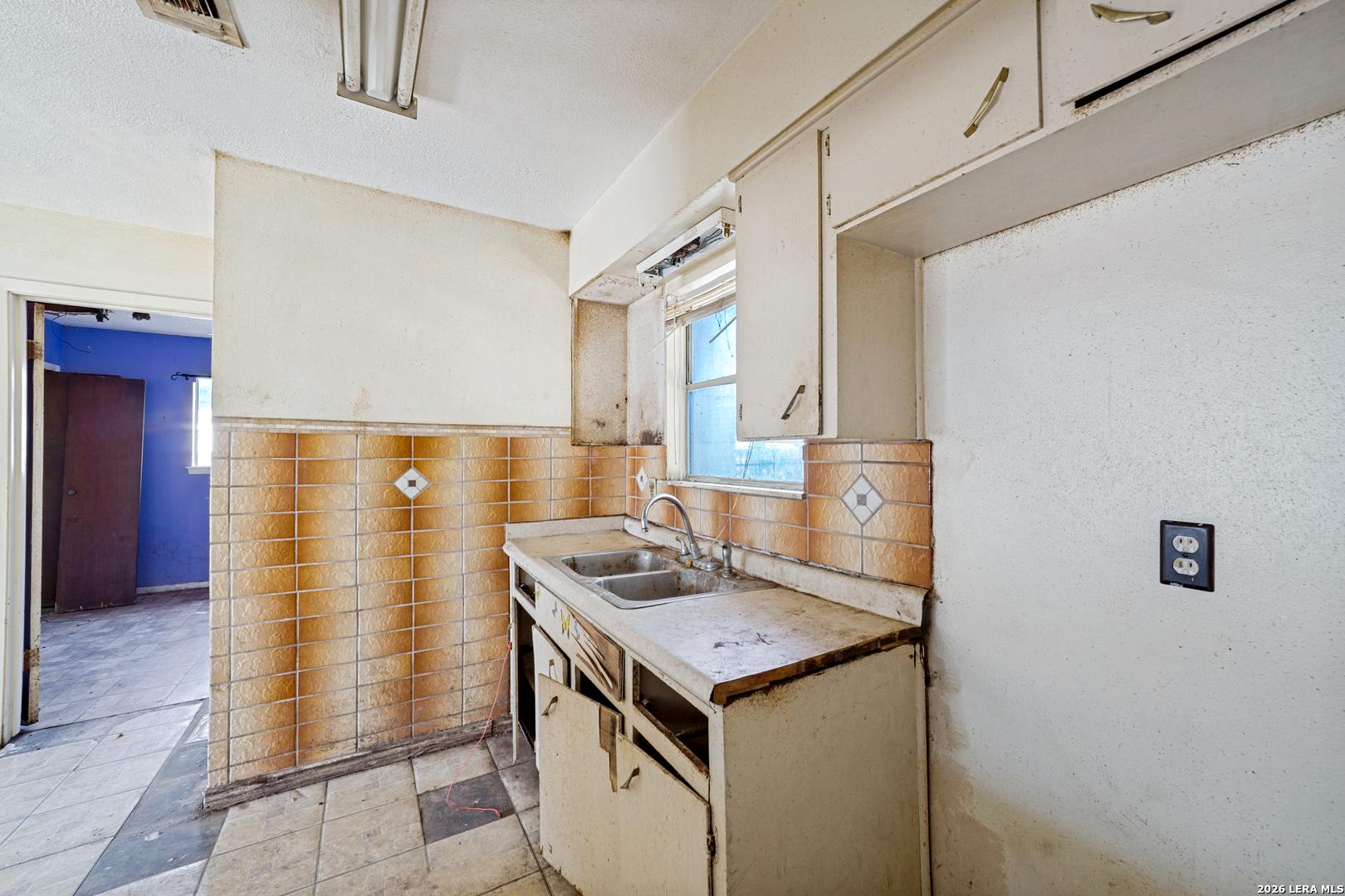 5427 Santa Cruz Street San Antonio TX 78228