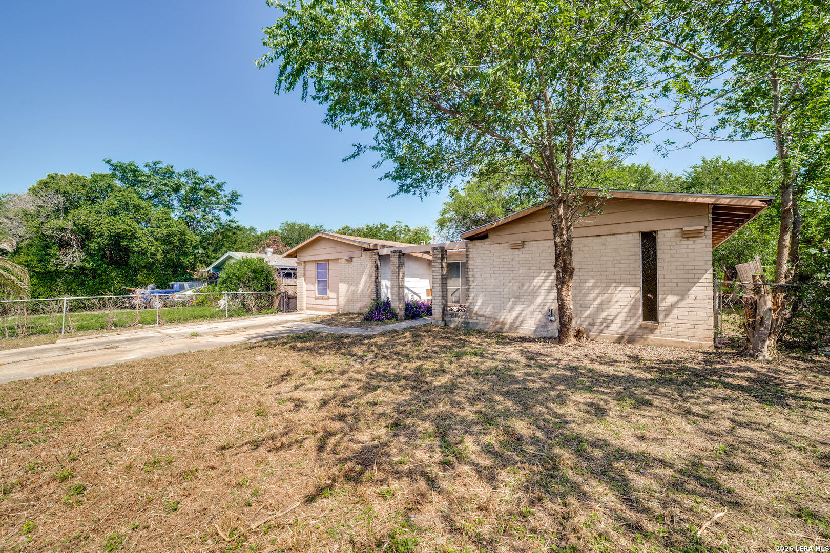 5427 Santa Cruz Street San Antonio TX 78228