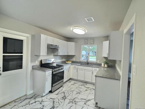 338 Brettonwood San Antonio TX 78218