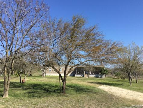221 County Road 575 Castroville TX 78009