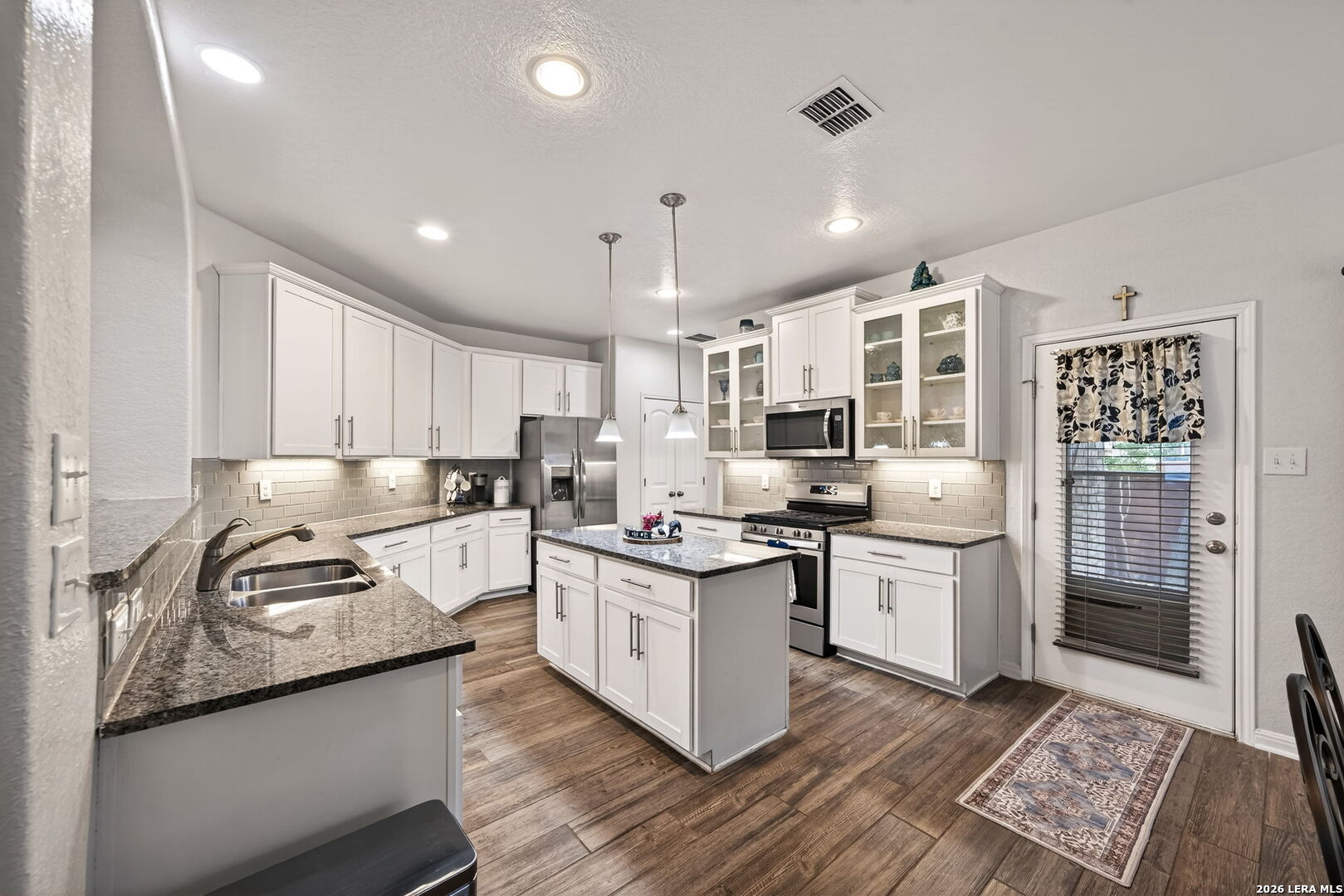 7707 Kings Spring San Antonio TX 78254
