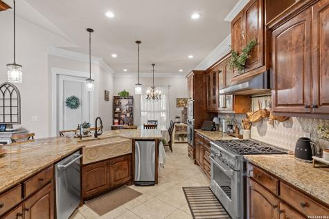 728 Falconwood San Marcos TX 78666