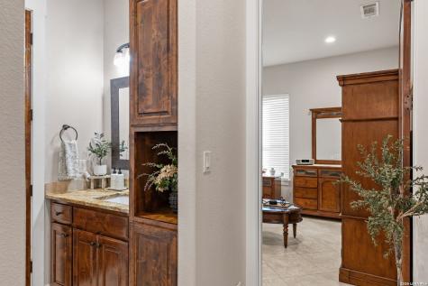 728 Falconwood San Marcos TX 78666