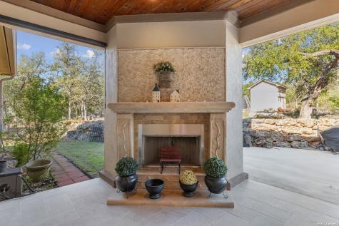 728 Falconwood San Marcos TX 78666
