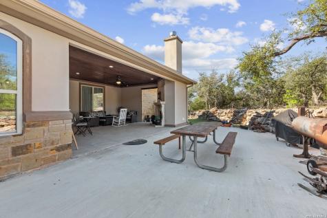 728 Falconwood San Marcos TX 78666