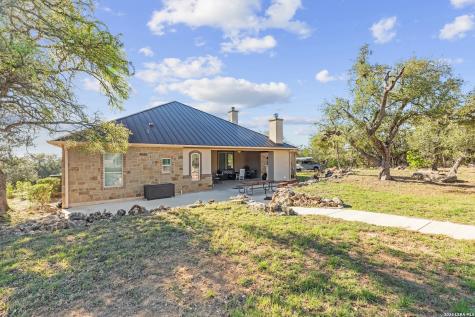 728 Falconwood San Marcos TX 78666
