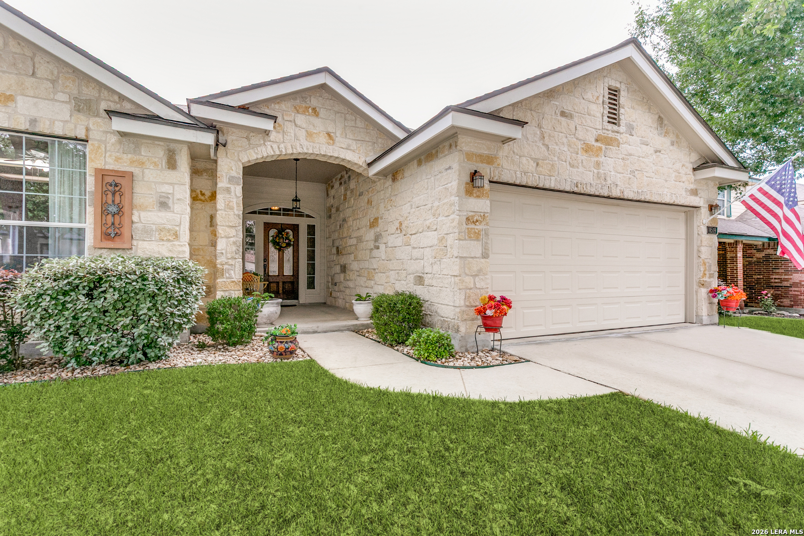 8519 Driftwood Hill San Antonio TX 78255