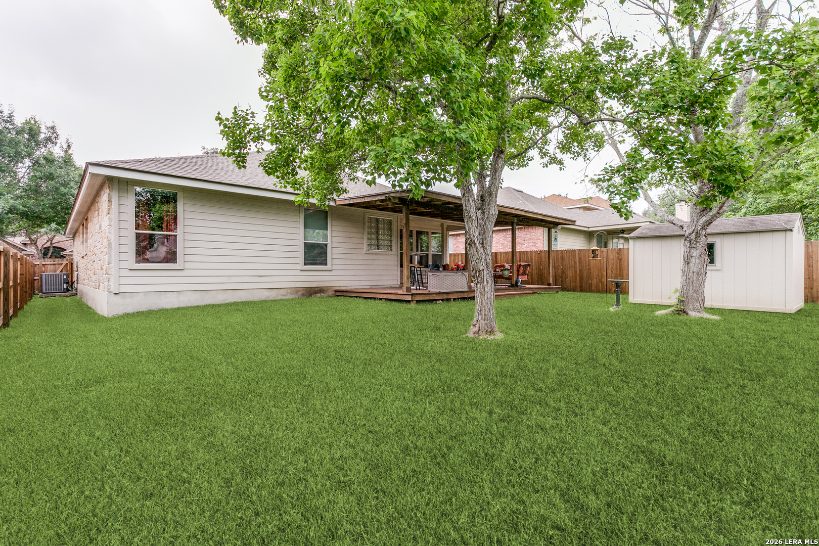 8519 Driftwood Hill San Antonio TX 78255