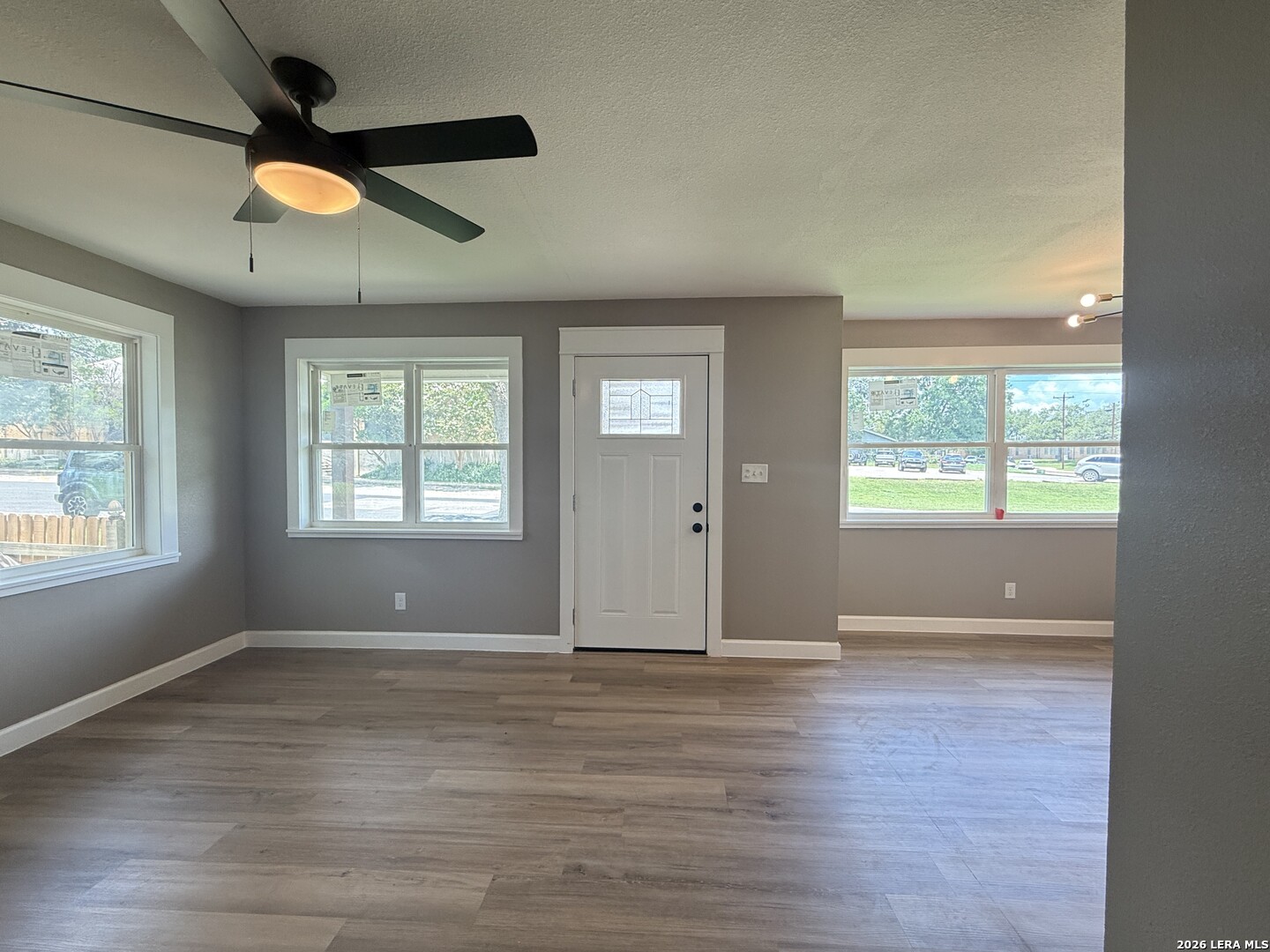 1212 B Street Floresville TX 78114