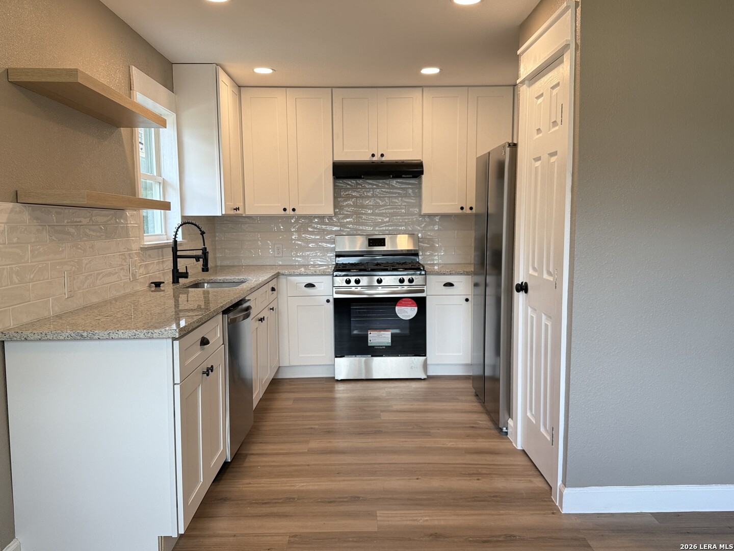 1212 B Street Floresville TX 78114