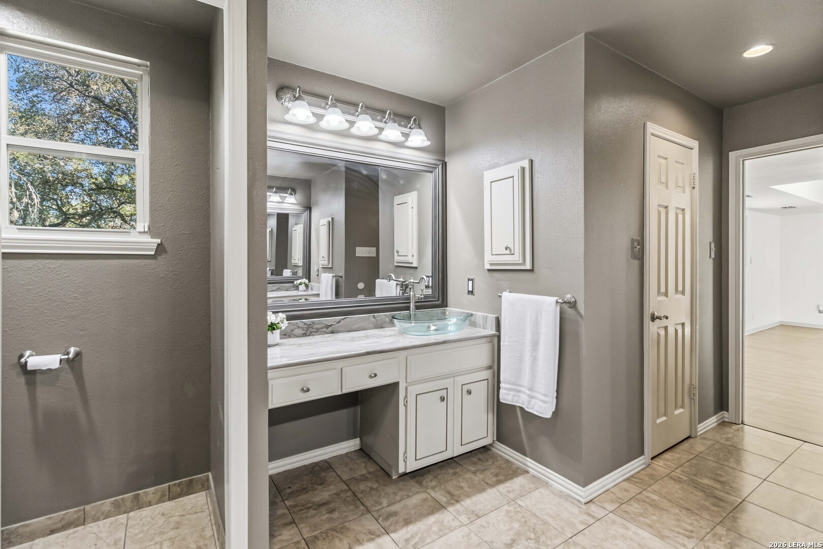 3802 Hunters Bow Street San Antonio TX 78230