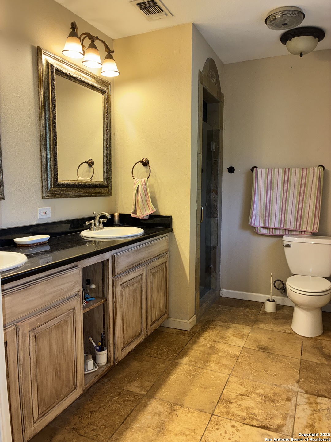 114 Nueces Seguin TX 78155