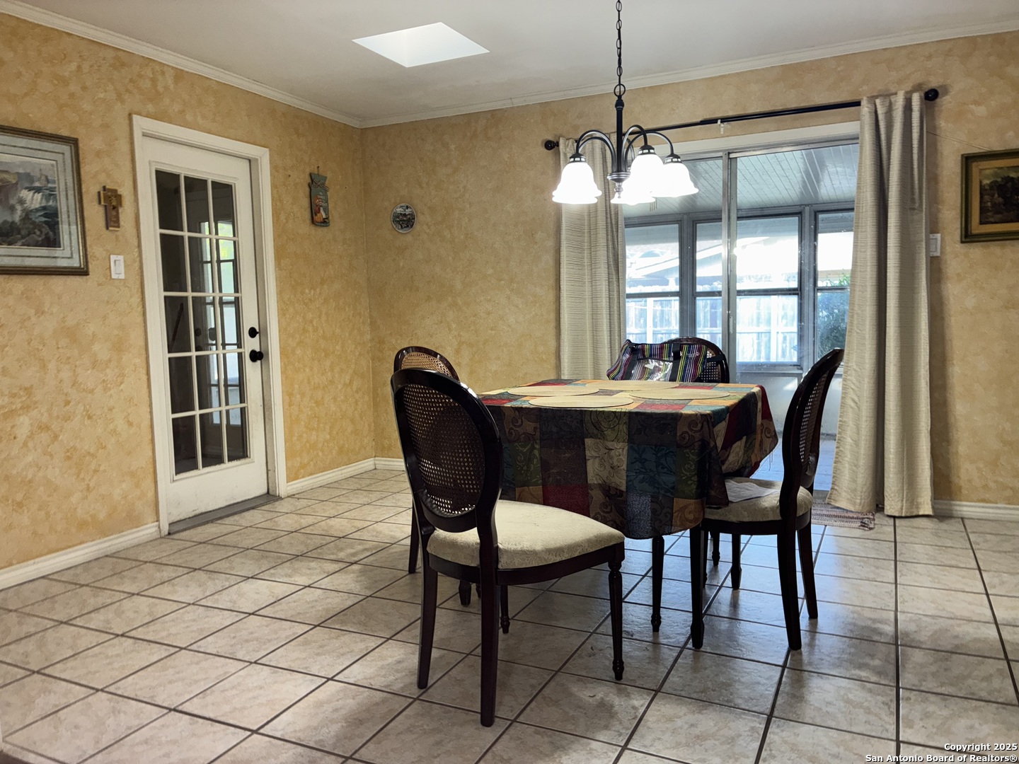 114 Nueces Seguin TX 78155