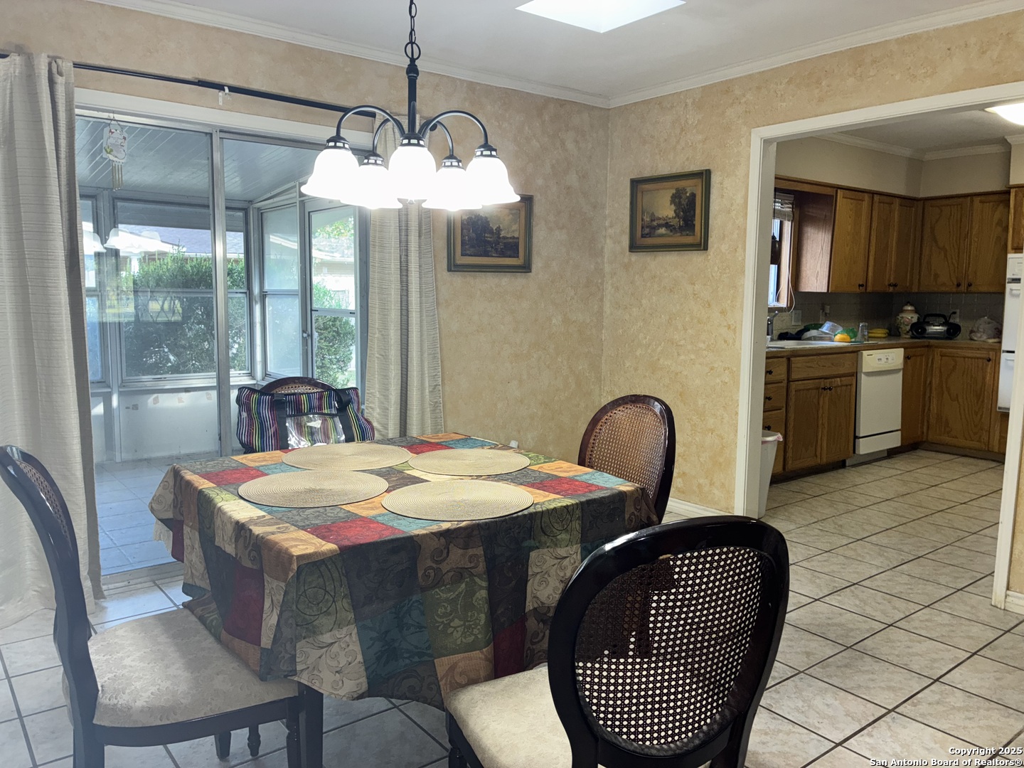 114 Nueces Seguin TX 78155
