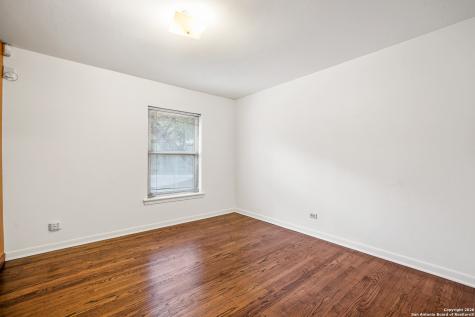 111 Wisteria San Antonio TX 78213