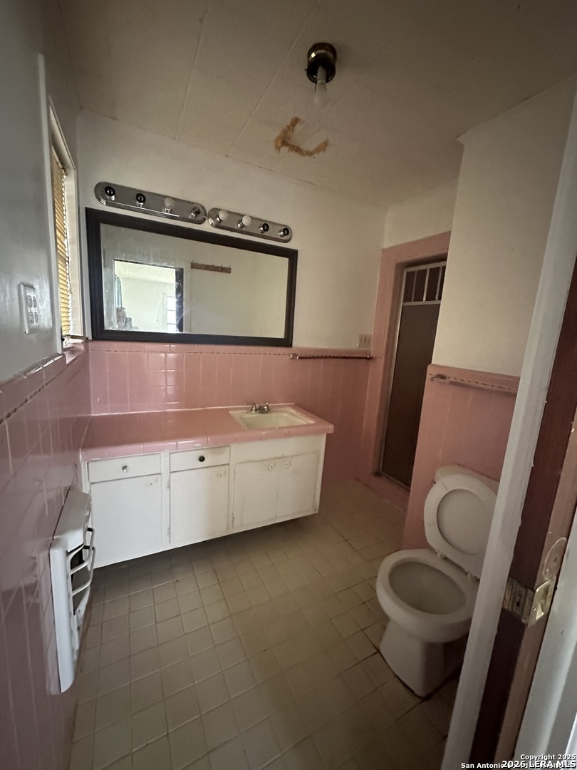 411 S Trevino Street Pearsall TX 78061