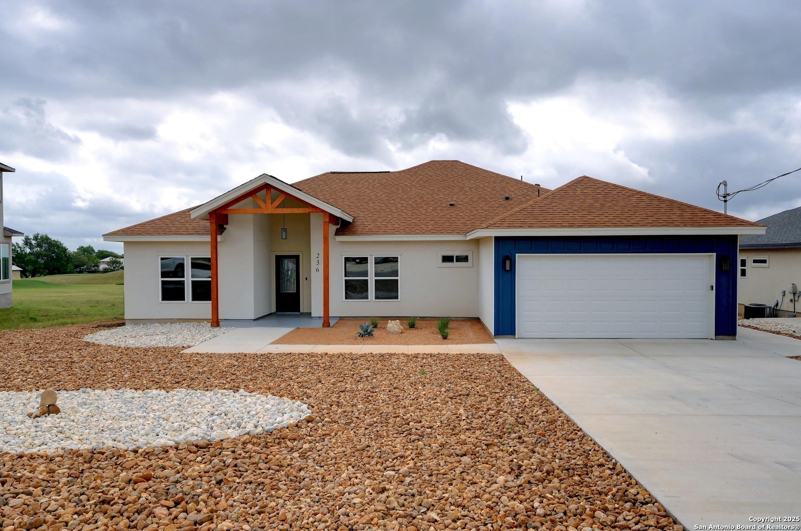 236 Peter Kleid Loop Blanco TX 78606