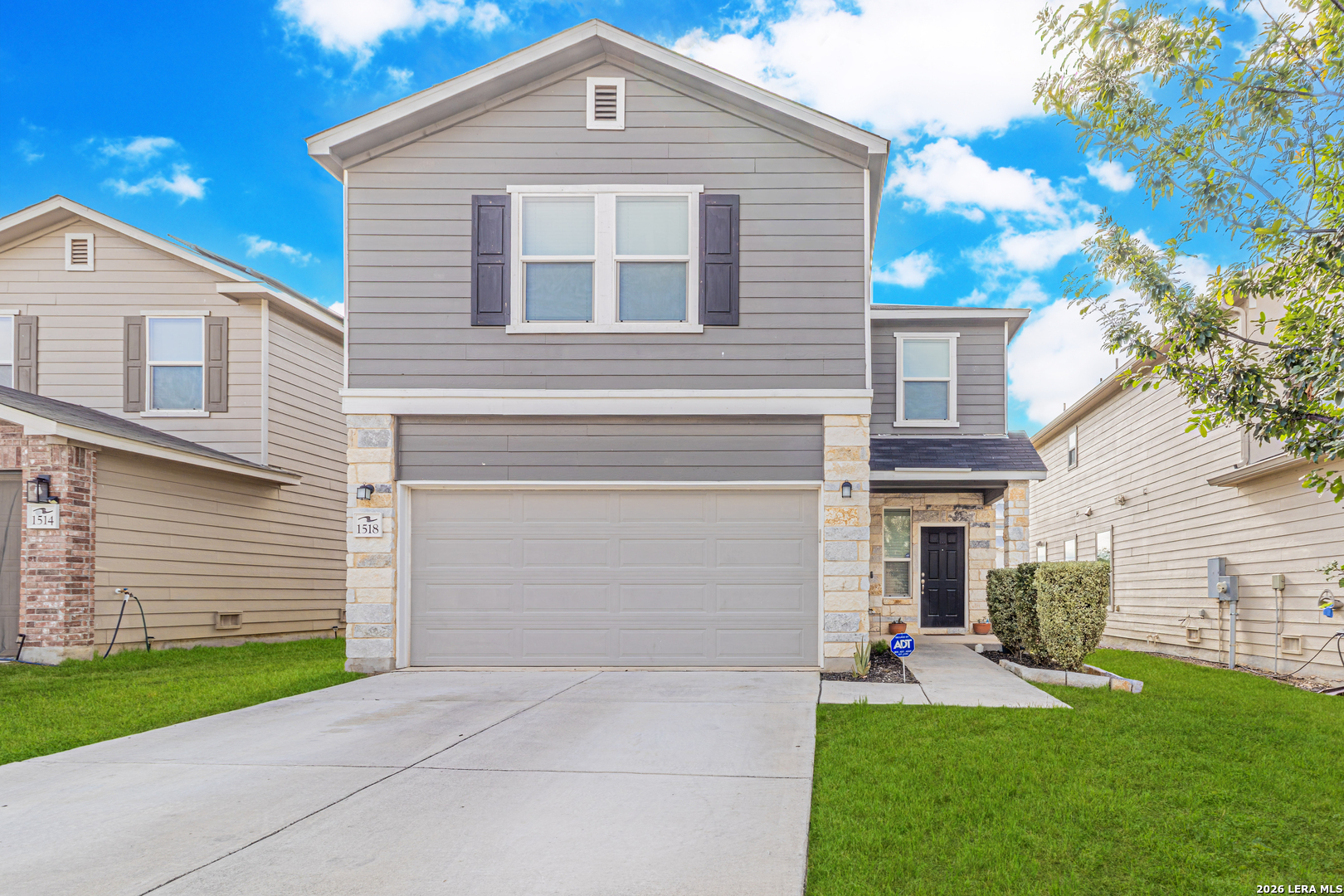 1518 Overlook Cove San Antonio TX 78245