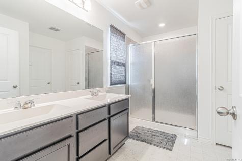 1518 Overlook Cove San Antonio TX 78245
