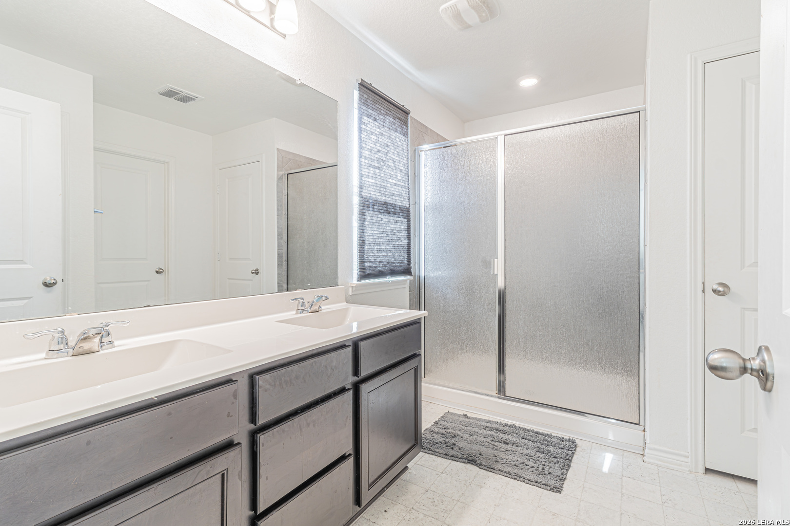 1518 Overlook Cove San Antonio TX 78245