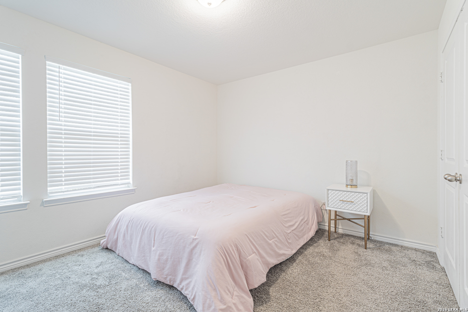 1518 Overlook Cove San Antonio TX 78245