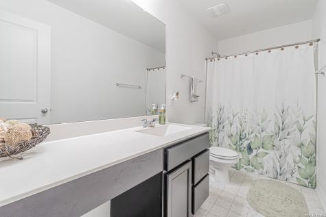 1518 Overlook Cove San Antonio TX 78245
