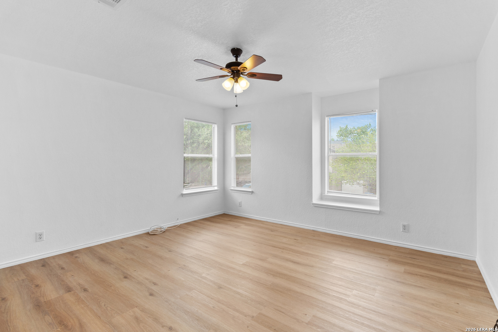 6 Moondance Hill San Antonio TX 78254