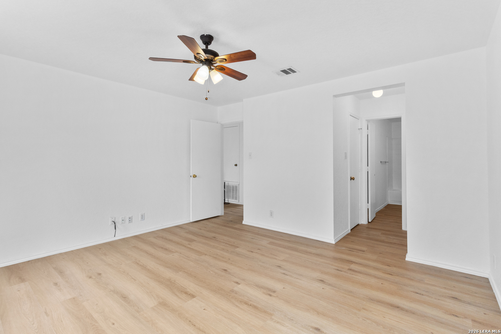 6 Moondance Hill San Antonio TX 78254