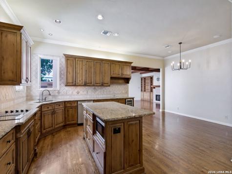 502 Sheraton Drive San Antonio TX 78209