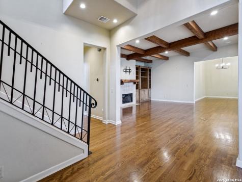 502 Sheraton Drive San Antonio TX 78209