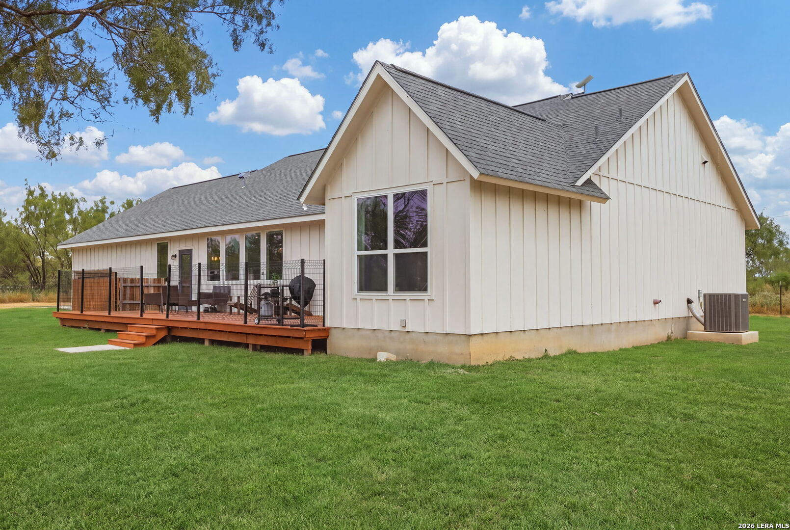 351 Private Road 6623 Devine TX 78016