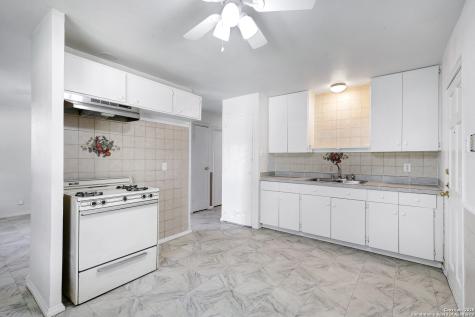 4806 Luz Avenue San Antonio TX 78237