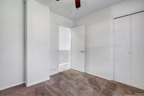 4806 Luz Avenue San Antonio TX 78237