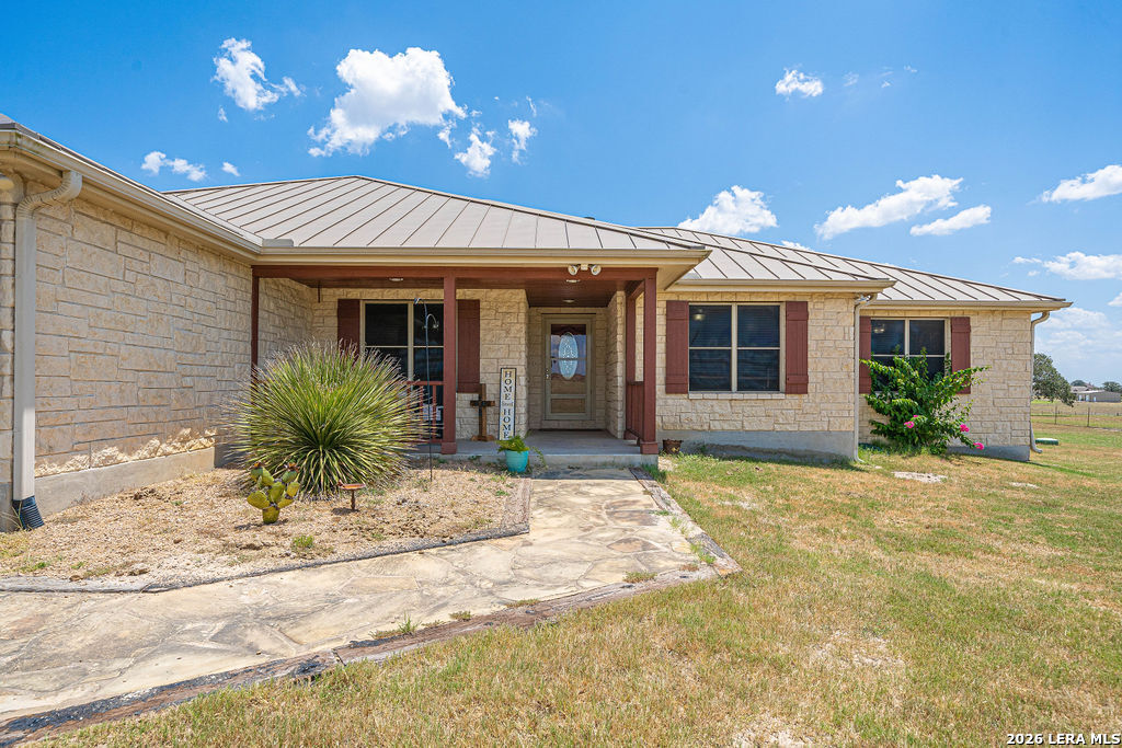119 Scenic Hills La Vernia TX 78121