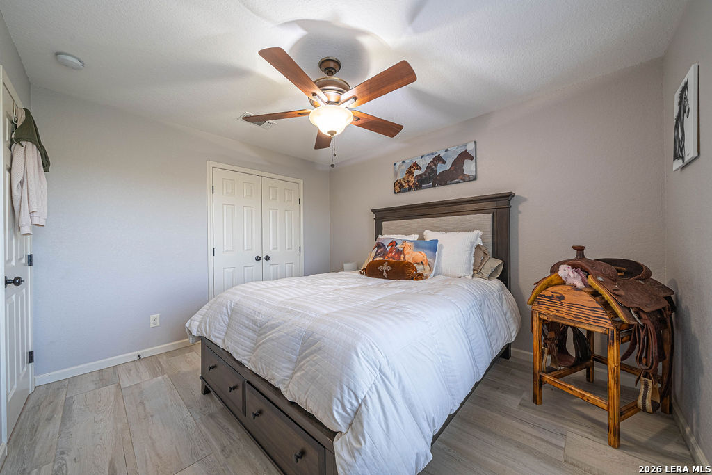 119 Scenic Hills La Vernia TX 78121