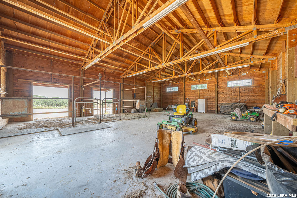 119 Scenic Hills La Vernia TX 78121