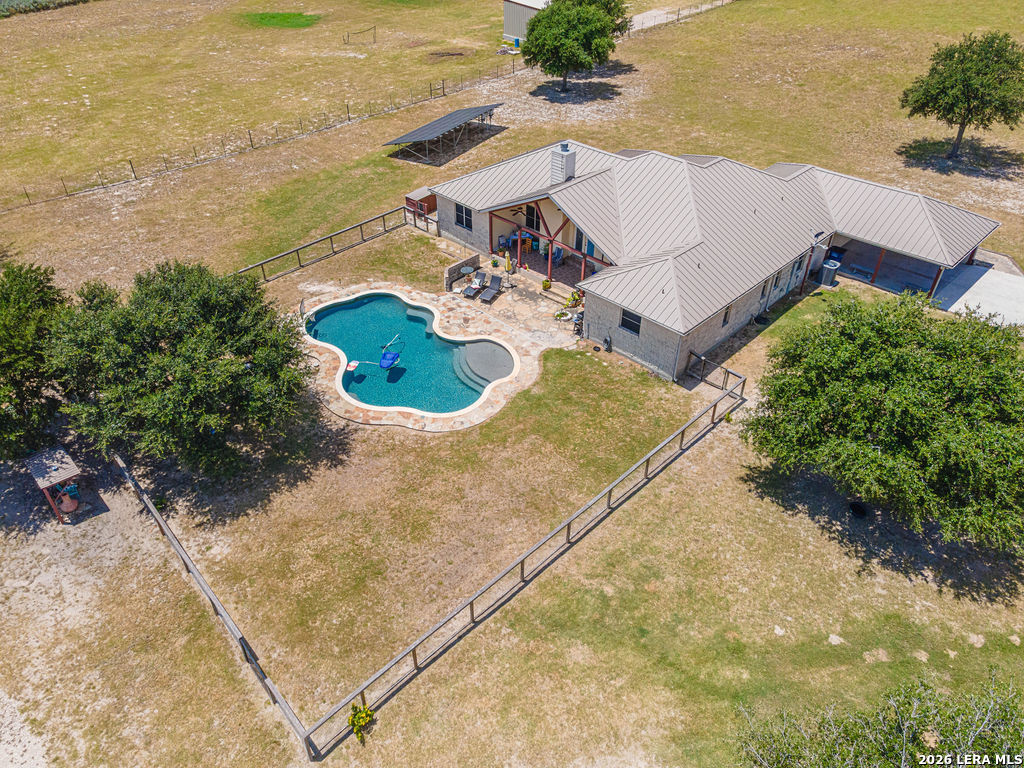 119 Scenic Hills La Vernia TX 78121