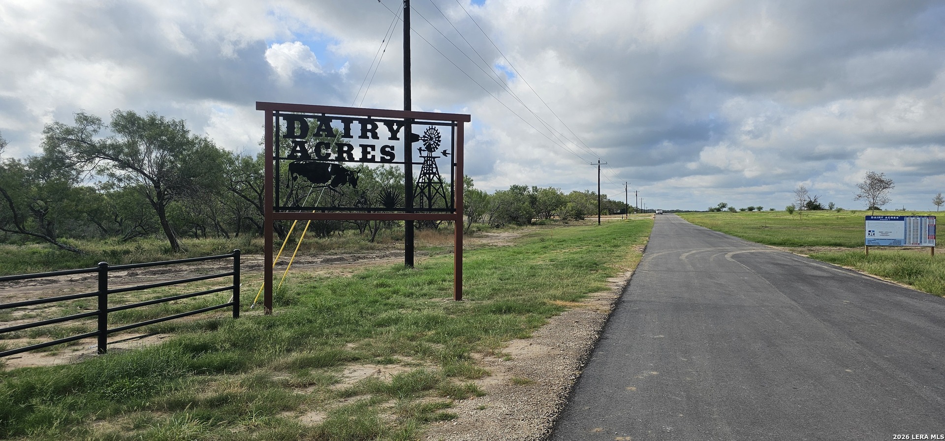 129 Sylas Hayes Loop Pleasanton TX 78064