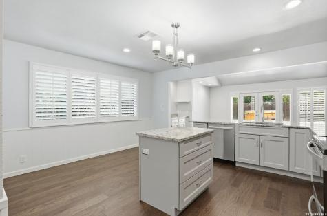 14402 Tara Oak Street San Antonio TX 78231