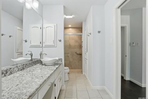 14402 Tara Oak Street San Antonio TX 78231