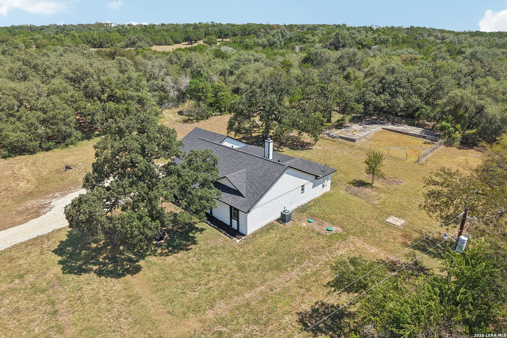1070 Lonesome Trail Driftwood TX 78619