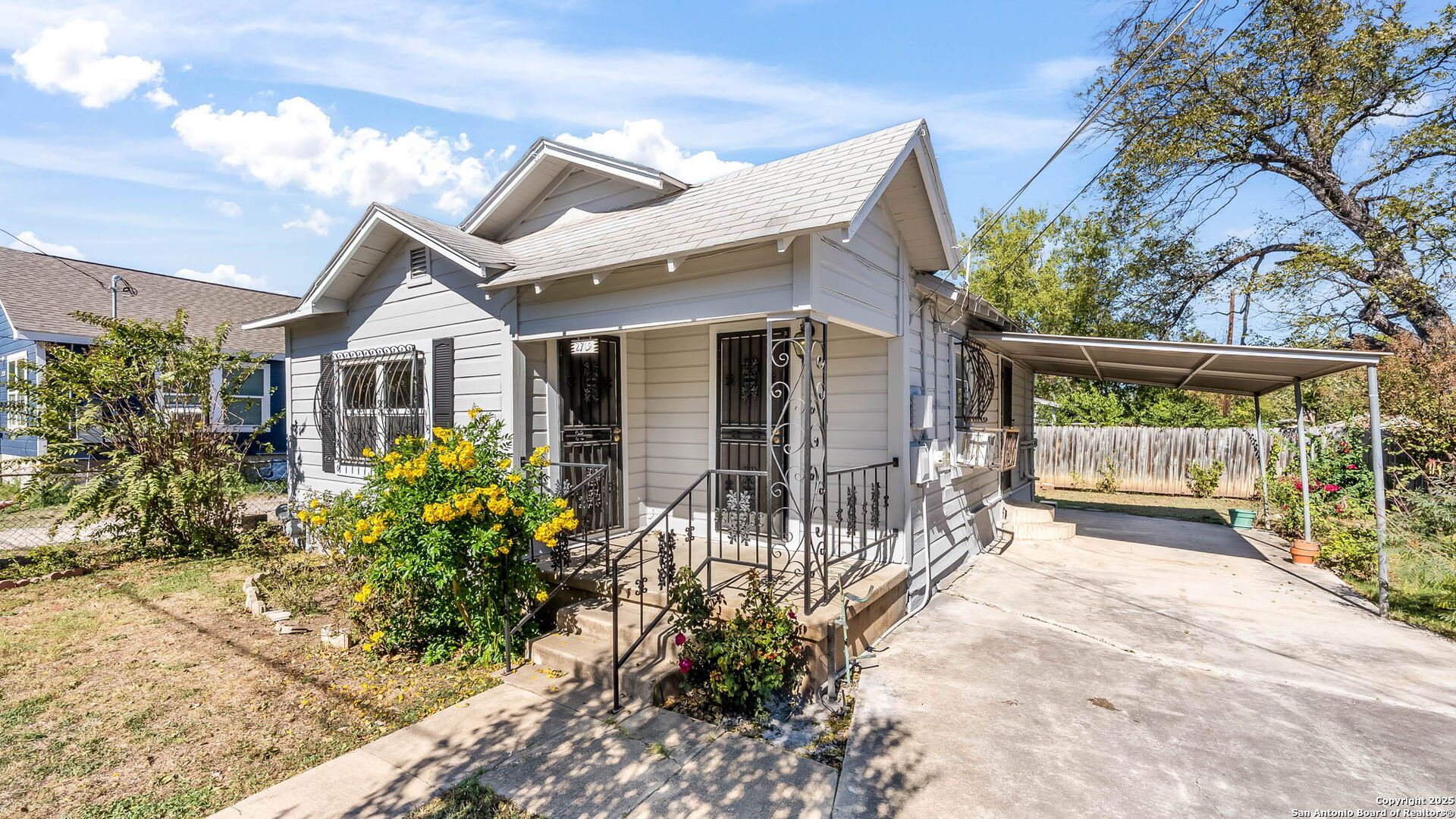 2719 Chihuahua San Antonio TX 78207