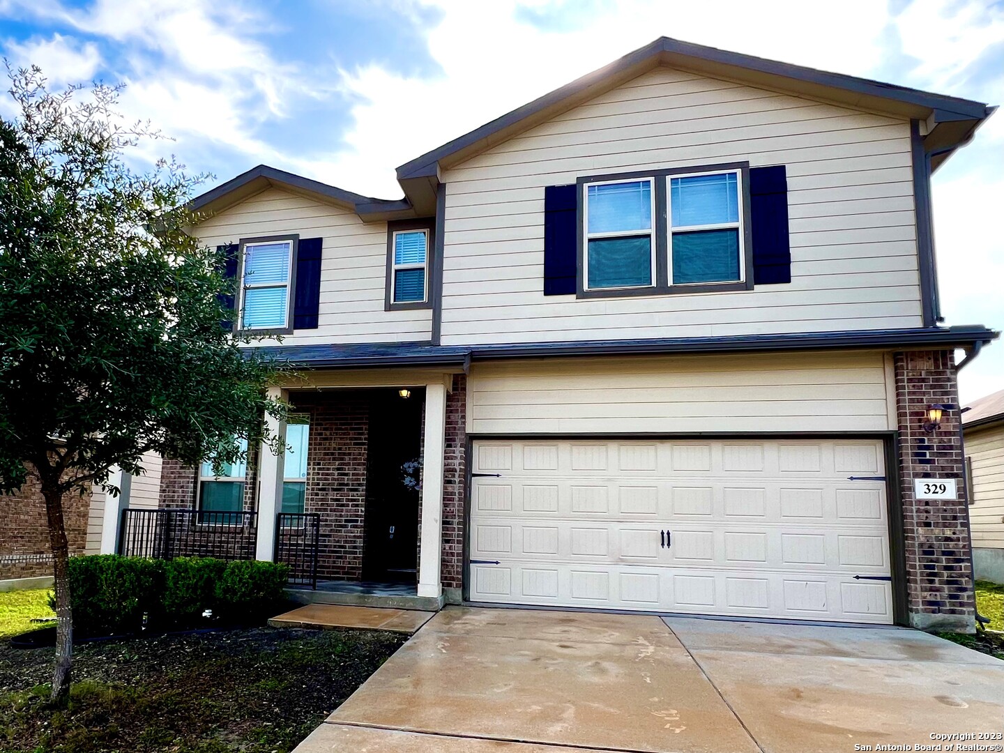 329 Country Vale Cibolo TX 78108
