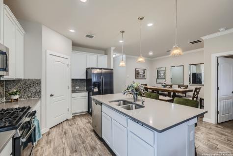 13427 Frio Parke San Antonio TX 78254