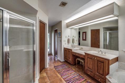 10767 Rosemar Lane Adkins TX 78101