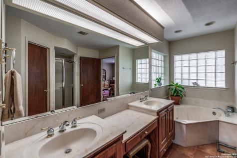 10767 Rosemar Lane Adkins TX 78101