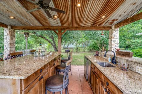 10767 Rosemar Lane Adkins TX 78101