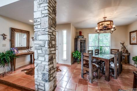 10767 Rosemar Lane Adkins TX 78101