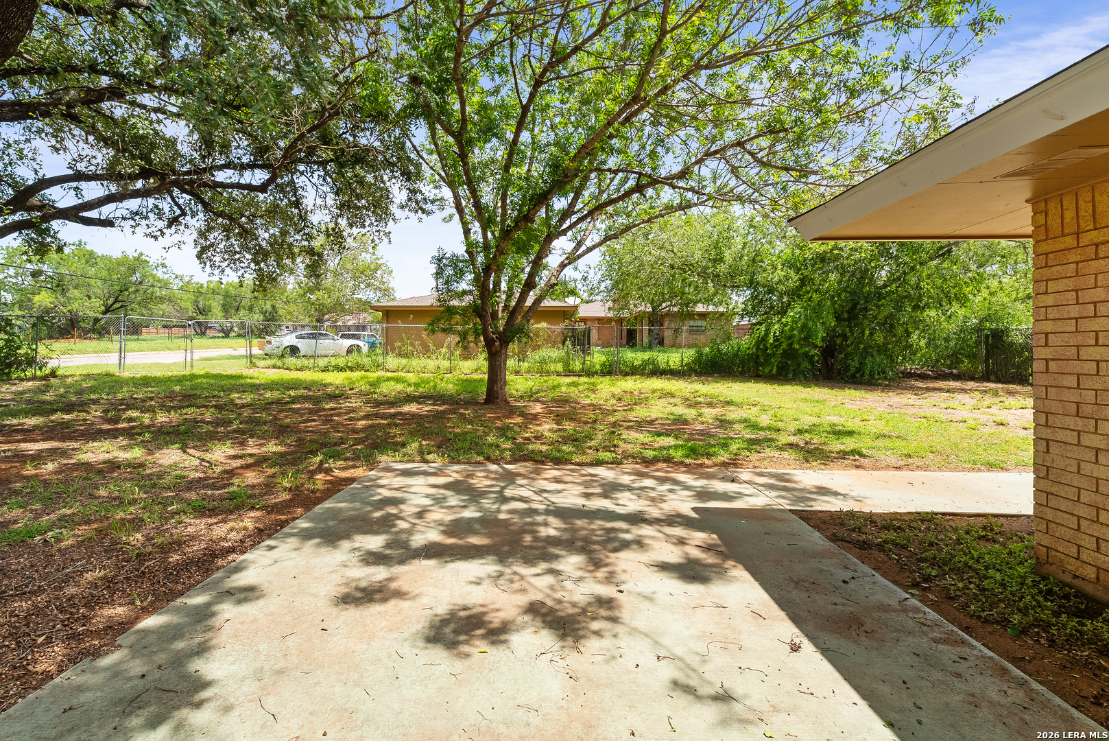 1305 E Colorado Pearsall TX 78061
