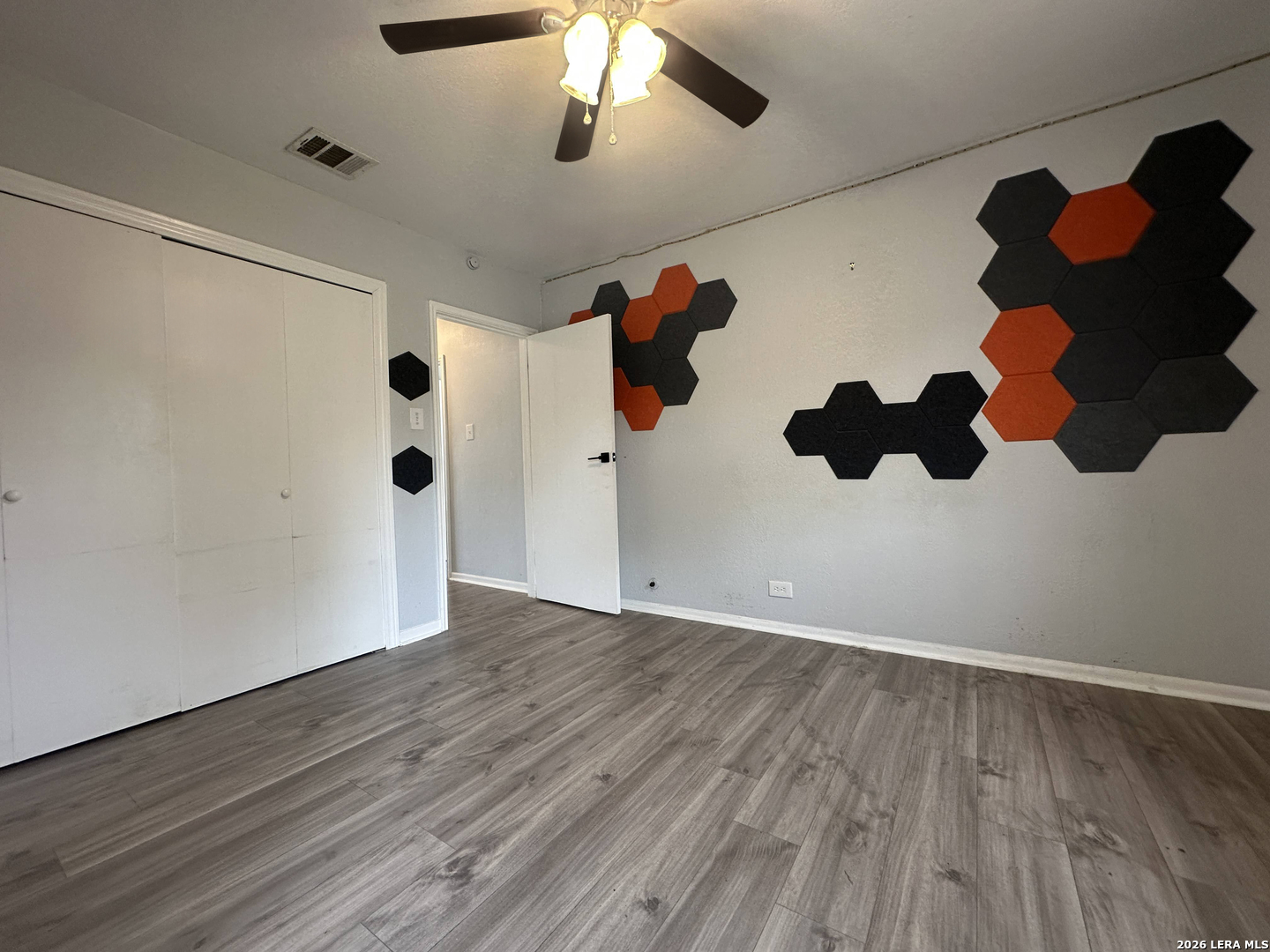 2930 W Ashby San Antonio TX 78228